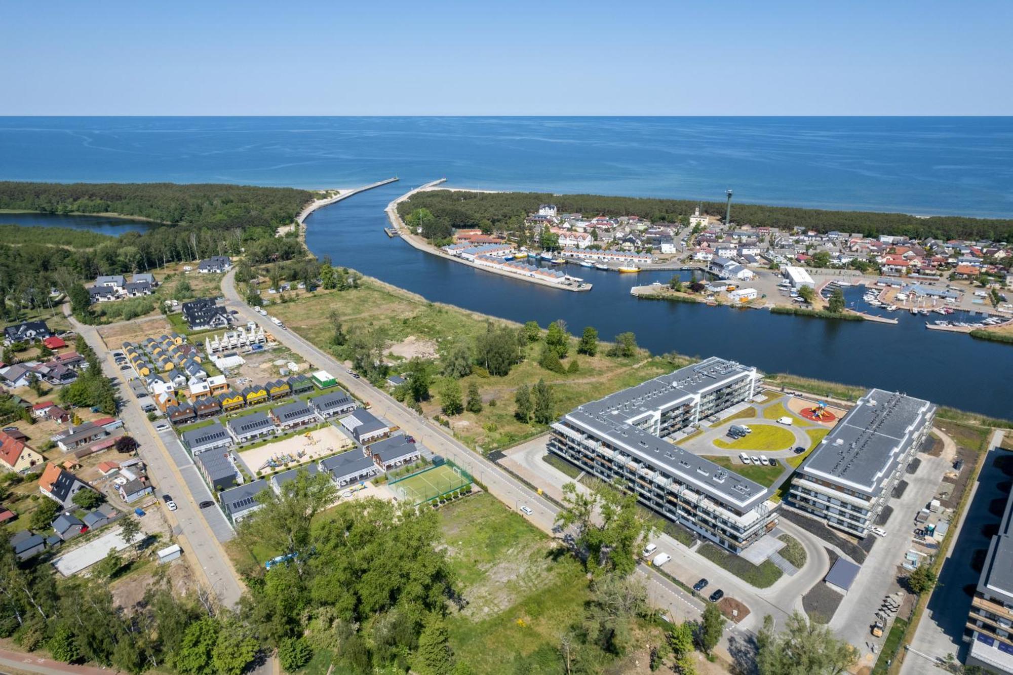 Lux Wellness Resort Apartments By The River By Renters Prestige Dziwnow Exterior photo