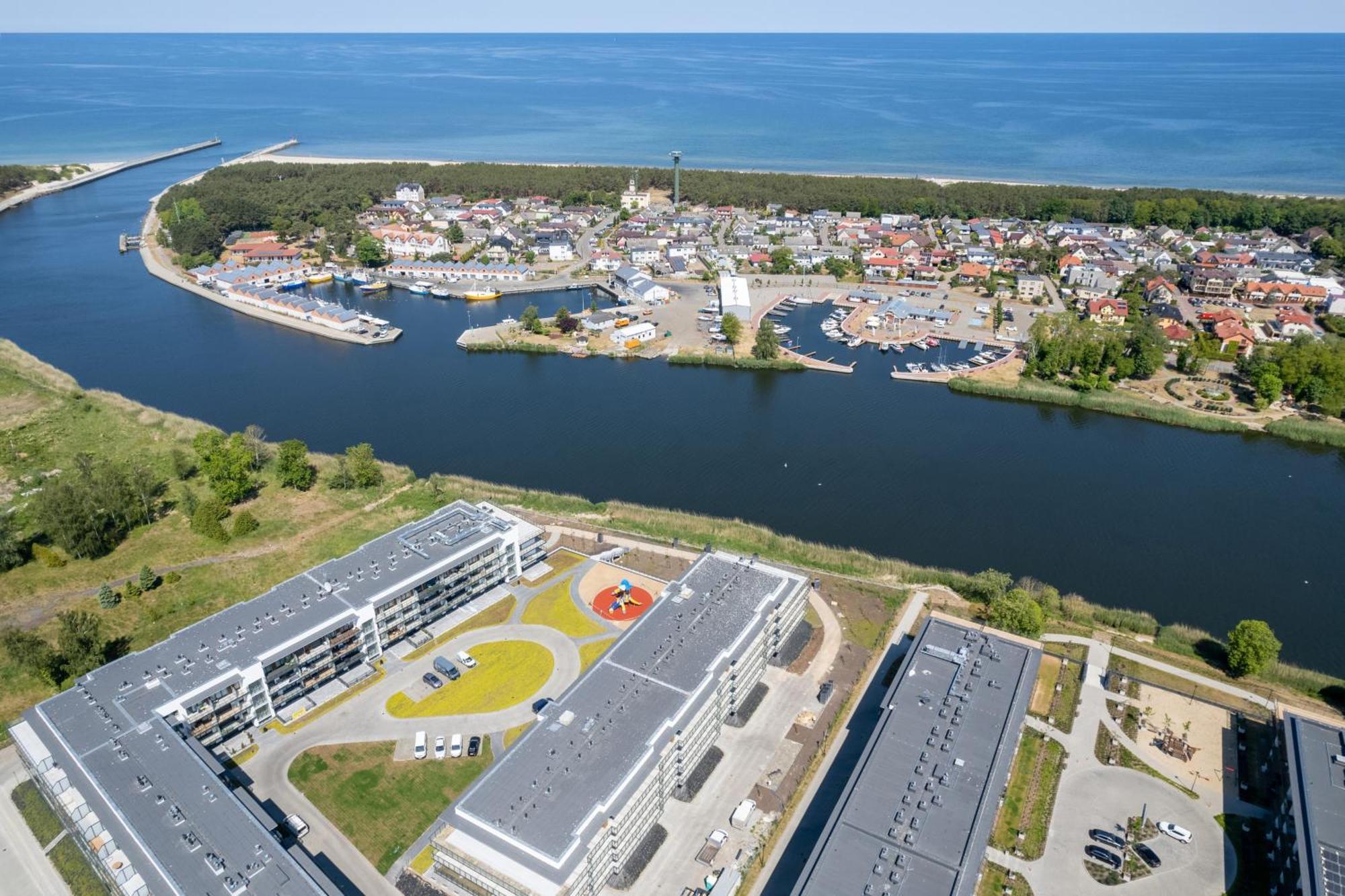 Lux Wellness Resort Apartments By The River By Renters Prestige Dziwnow Exterior photo